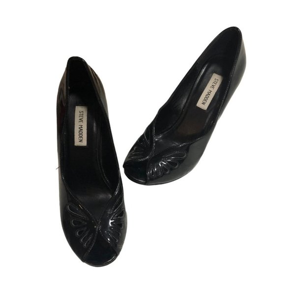 Steve Madden Patent Wedge - Picture 4 of 10